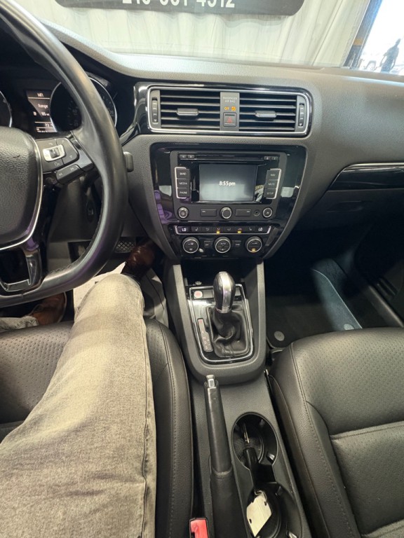 2015 Volkswagen Jetta Image 19