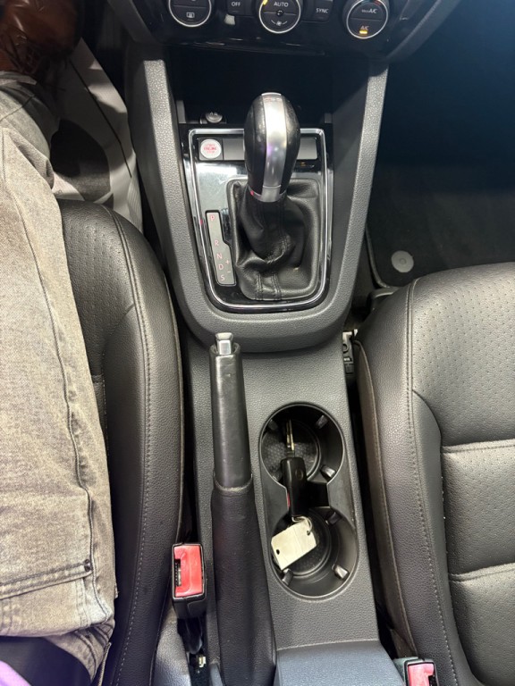 2015 Volkswagen Jetta Image 22