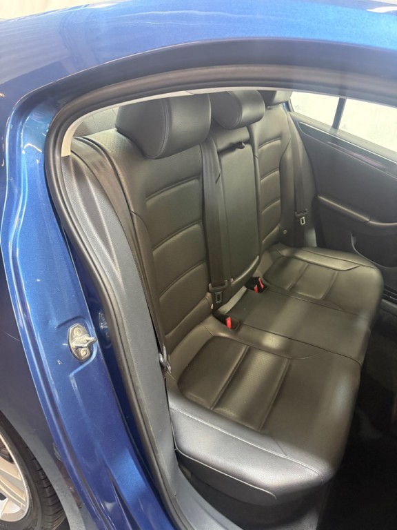 2015 Volkswagen Jetta Image 34