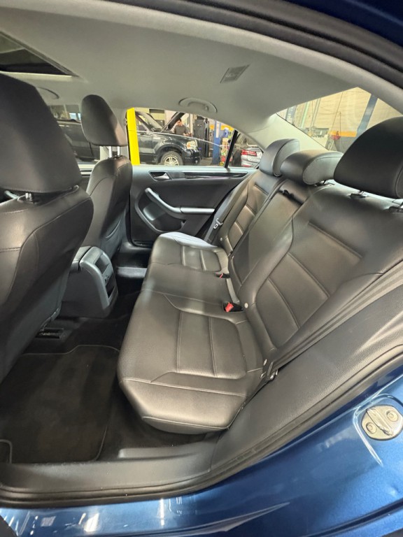 2015 Volkswagen Jetta Image 43