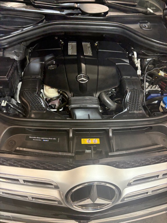 2017 Mercedes-Benz GLS-Class Image 12