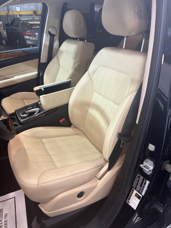 2017 Mercedes-Benz GLS-Class Image 15