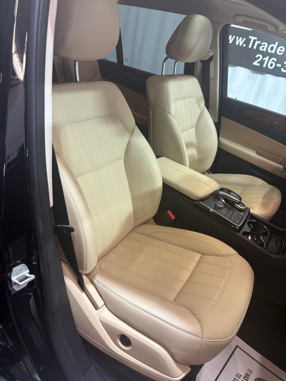 2017 Mercedes-Benz GLS-Class Image 26