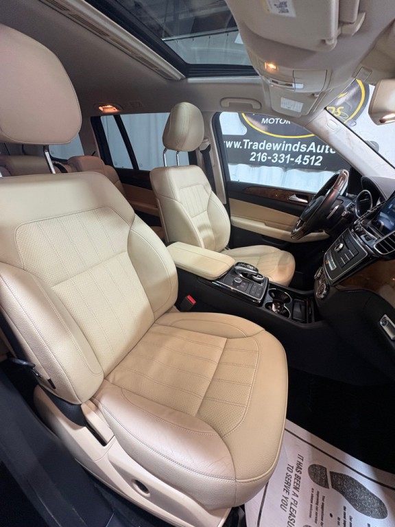 2017 Mercedes-Benz GLS-Class Image 30