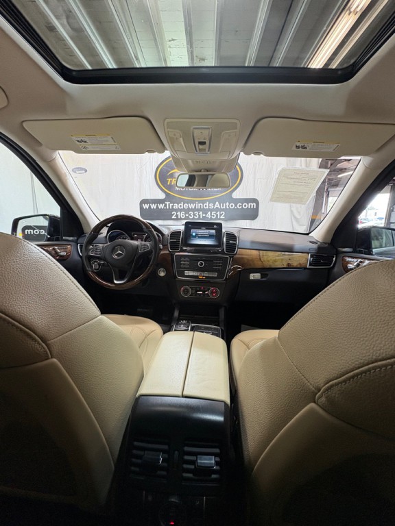 2017 Mercedes-Benz GLS-Class Image 34