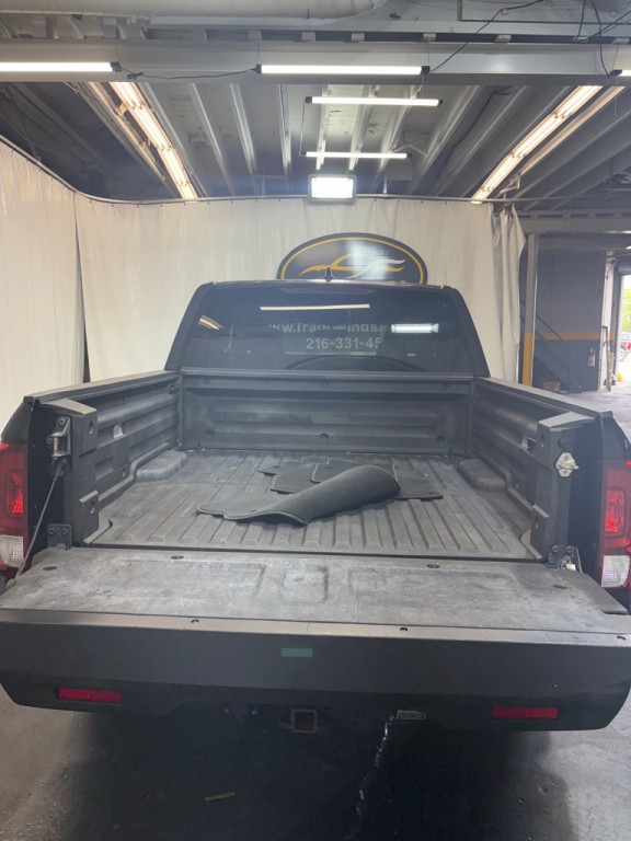 2017 Honda Ridgeline Image 9