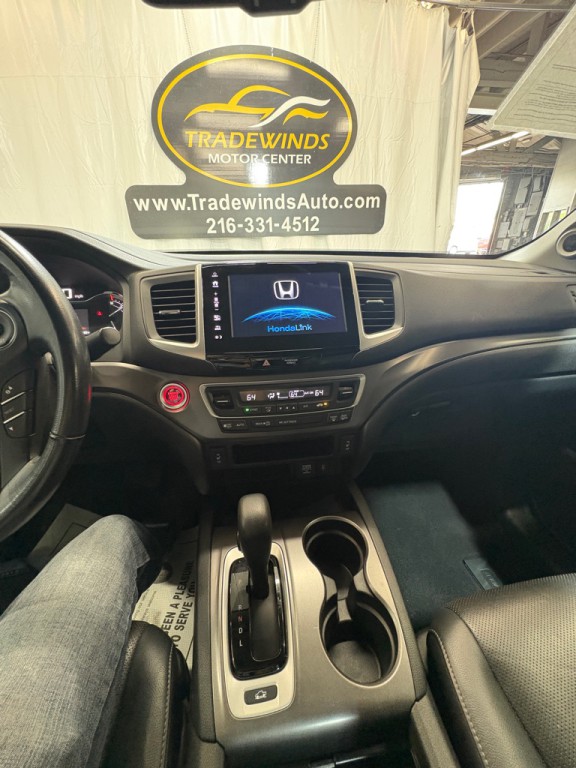 2017 Honda Ridgeline Image 18