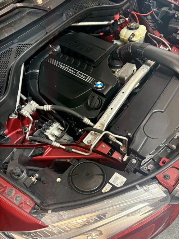 2016 BMW X6 Image 13