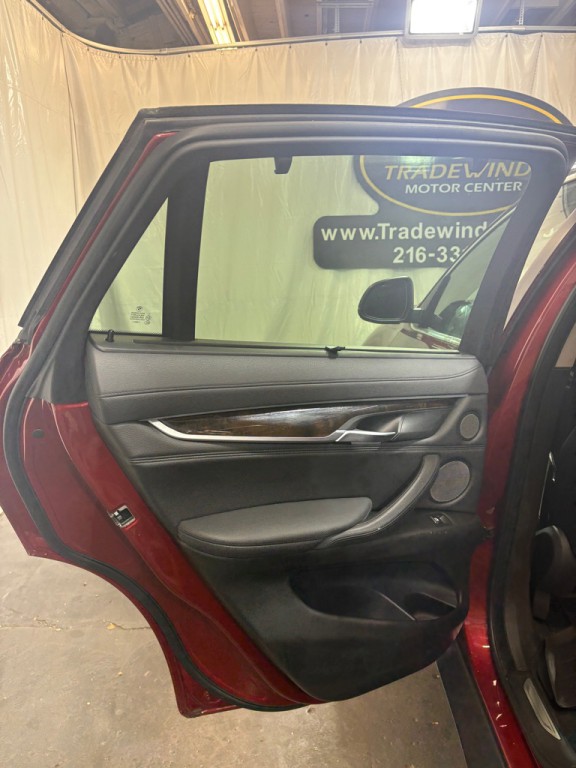2016 BMW X6 Image 36