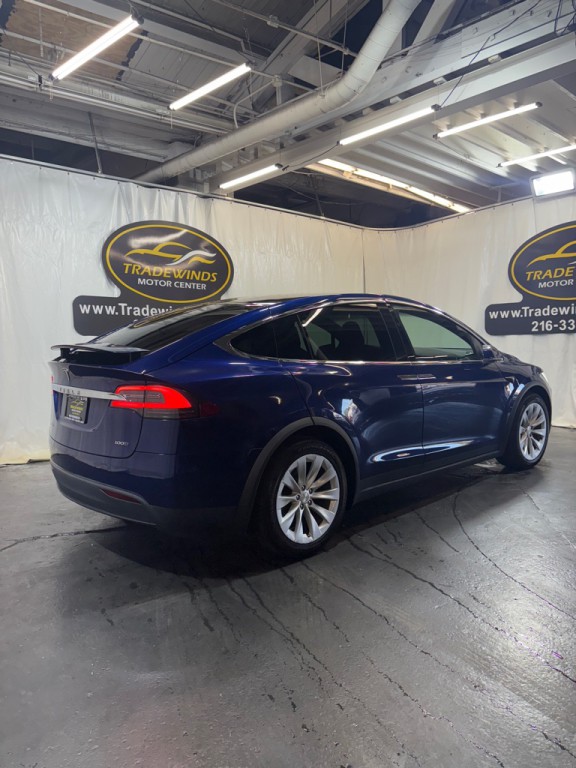 2018 Tesla Model X Image 6