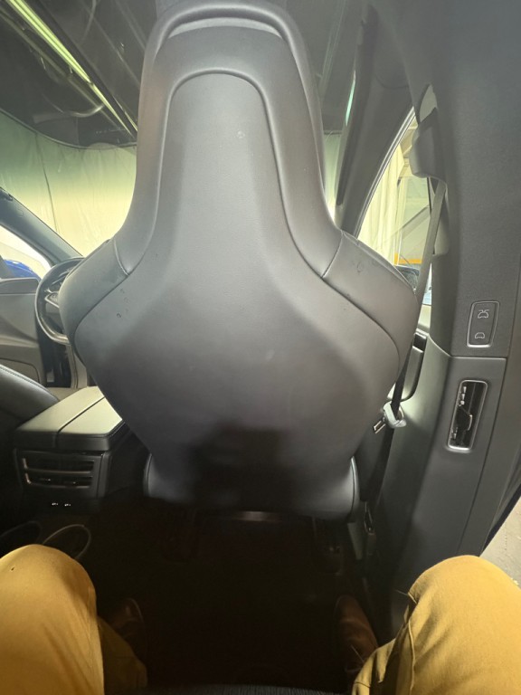 2018 Tesla Model X Image 26