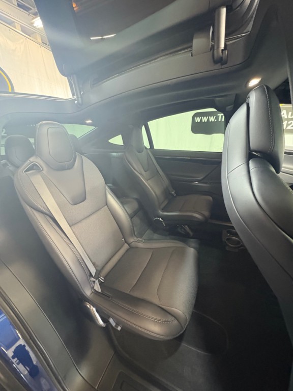 2018 Tesla Model X Image 29