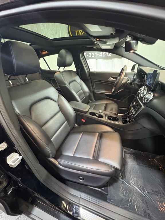 2018 Mercedes-Benz GLA-Class Image 30