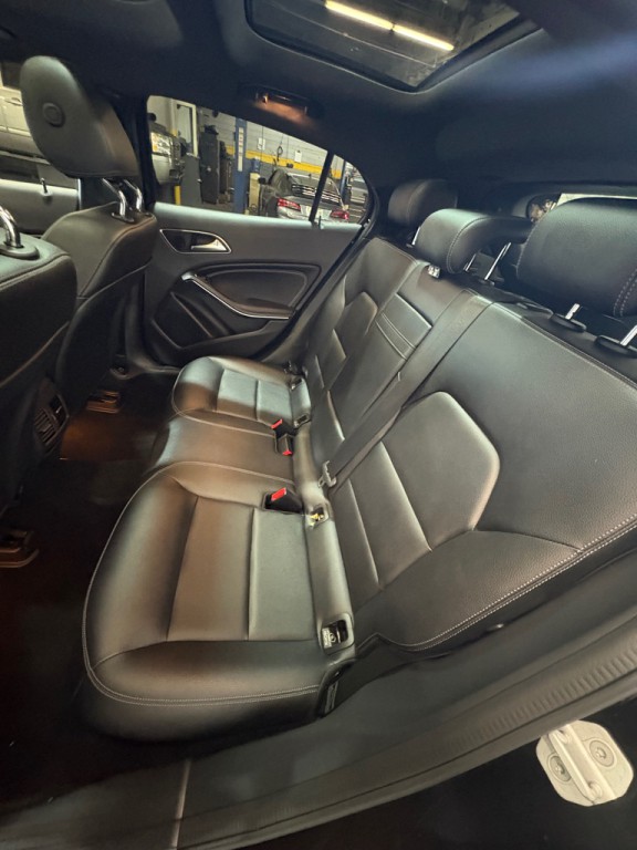2018 Mercedes-Benz GLA-Class Image 41