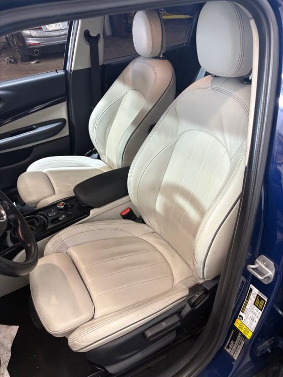 2018 MINI Cooper Image 16