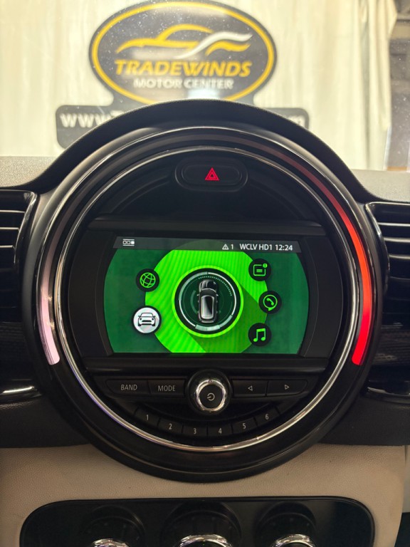 2018 MINI Cooper Image 20