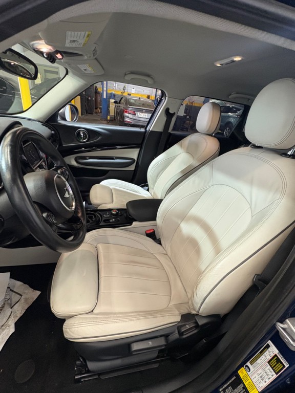 2018 MINI Cooper Image 26