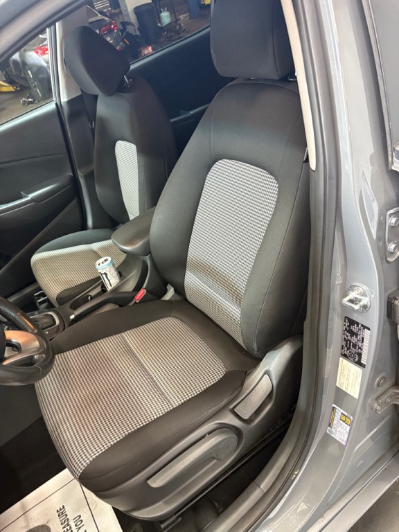 2021 Hyundai Kona Image 15