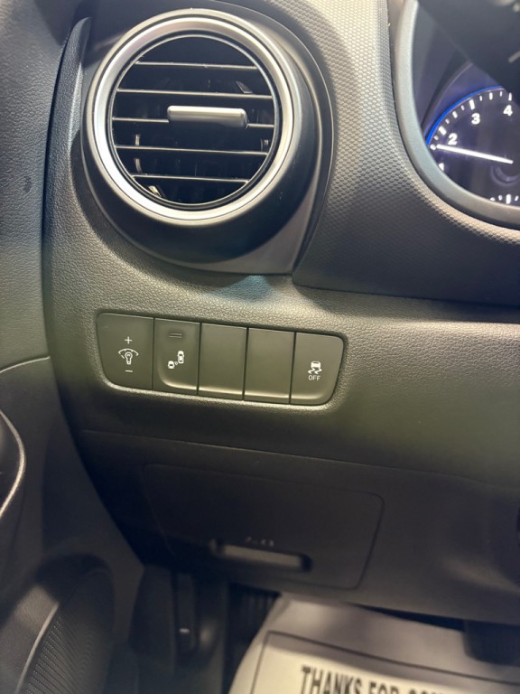 2021 Hyundai Kona Image 18