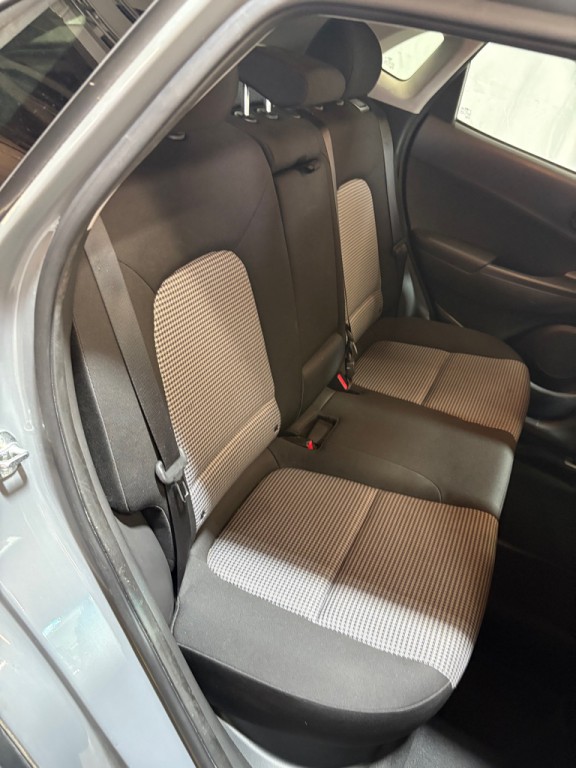 2021 Hyundai Kona Image 34