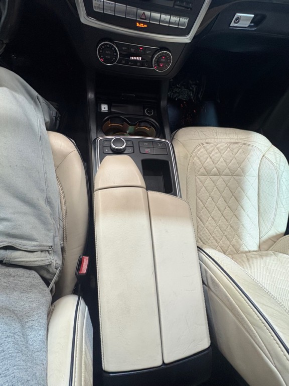 2016 Mercedes-Benz GL-Class Image 19