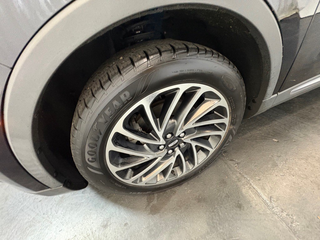 2019 Lincoln Nautilus Image 42