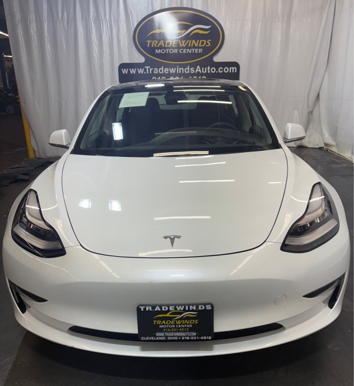 2020 Tesla Model 3 Image 2