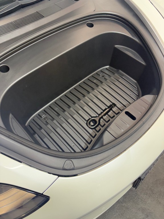 2020 Tesla Model 3 Image 13