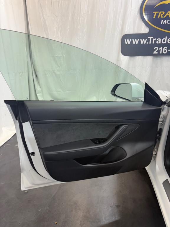 2020 Tesla Model 3 Image 14