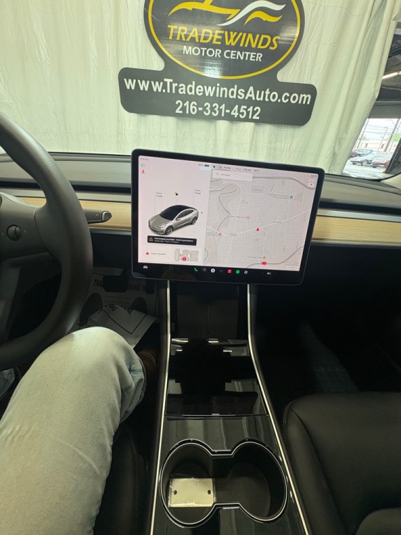 2020 Tesla Model 3 Image 17