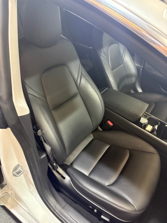 2020 Tesla Model 3 Image 27