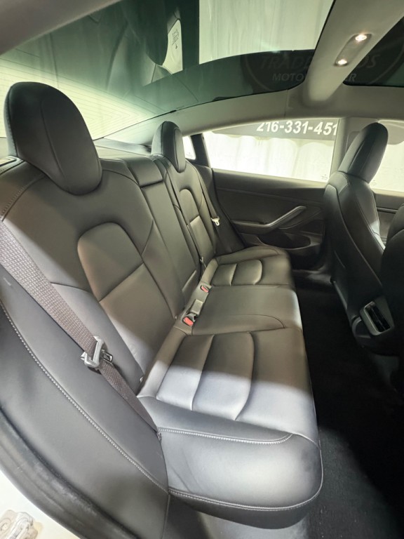 2020 Tesla Model 3 Image 36