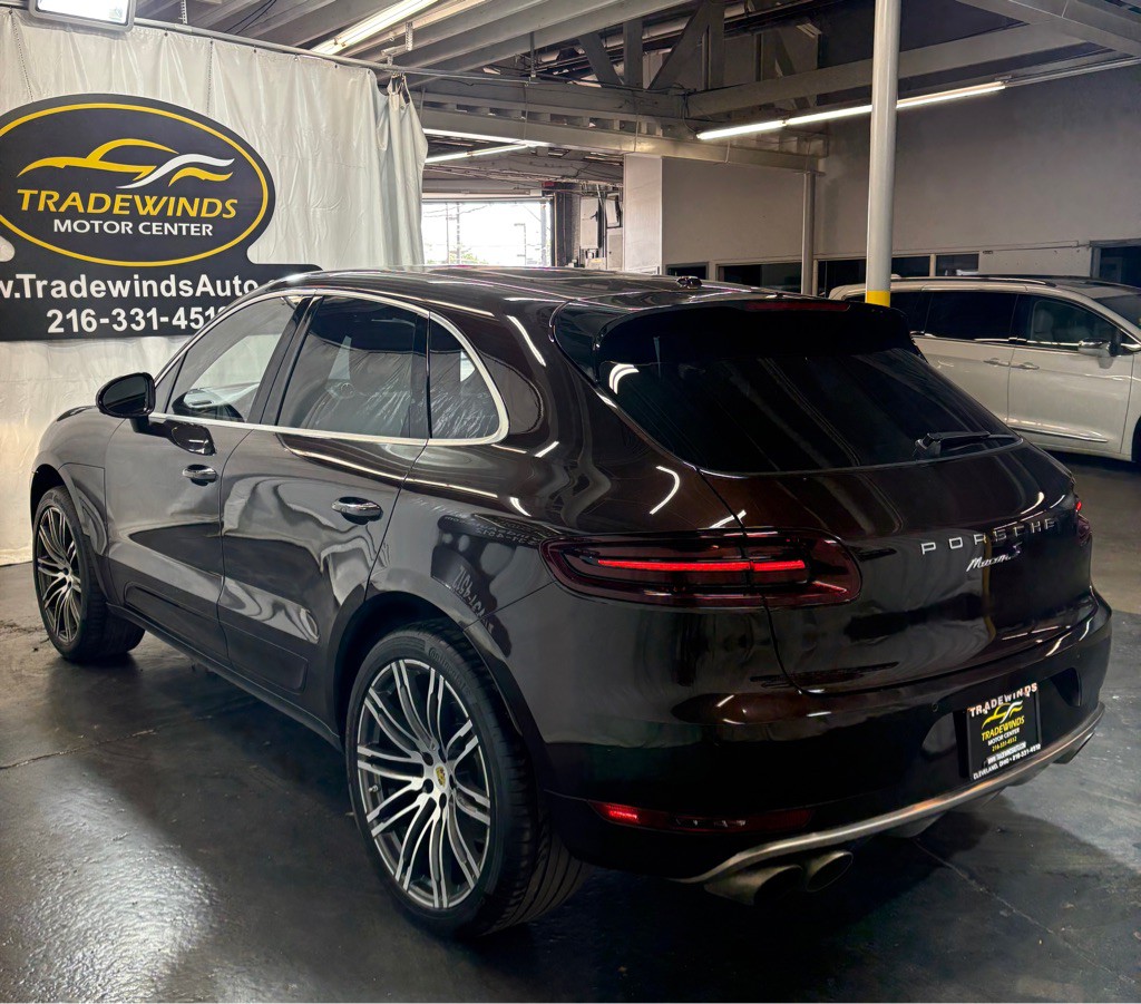 2016 Porsche Macan Image 4