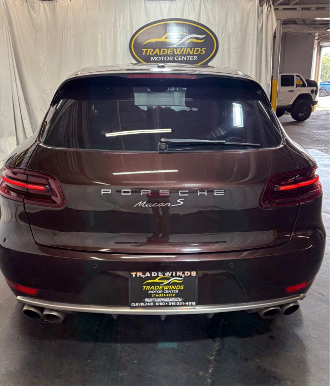 2016 Porsche Macan Image 5