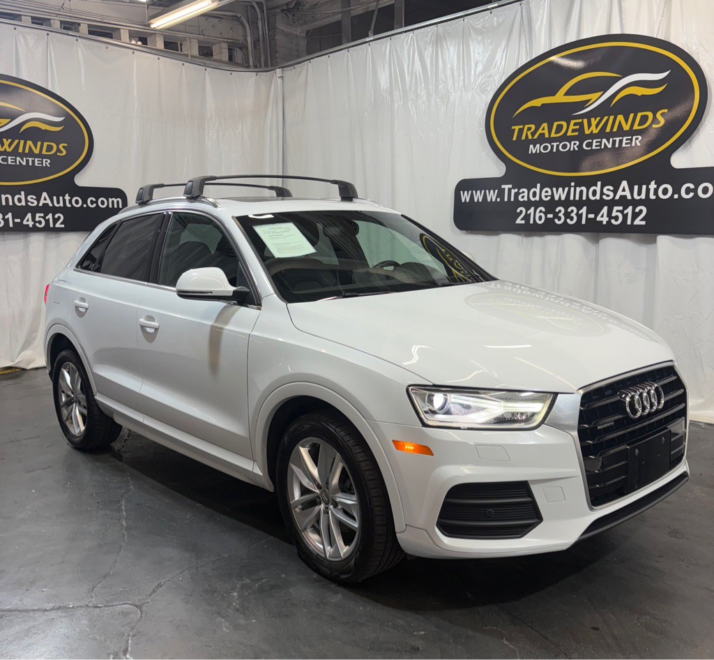 2016 Audi Q3 Image 1
