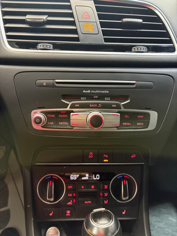 2016 Audi Q3 Image 20