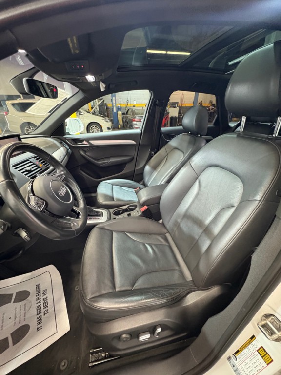 2016 Audi Q3 Image 24