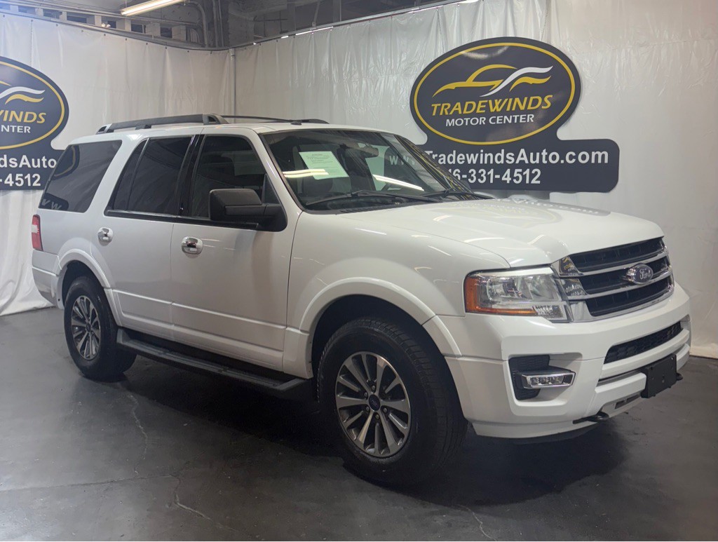 2016 Ford Expedition Image 1