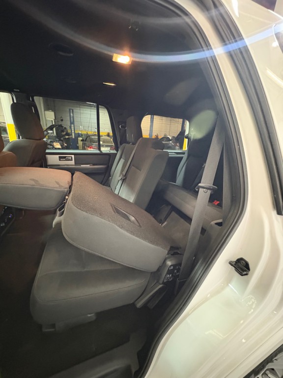 2016 Ford Expedition Image 50