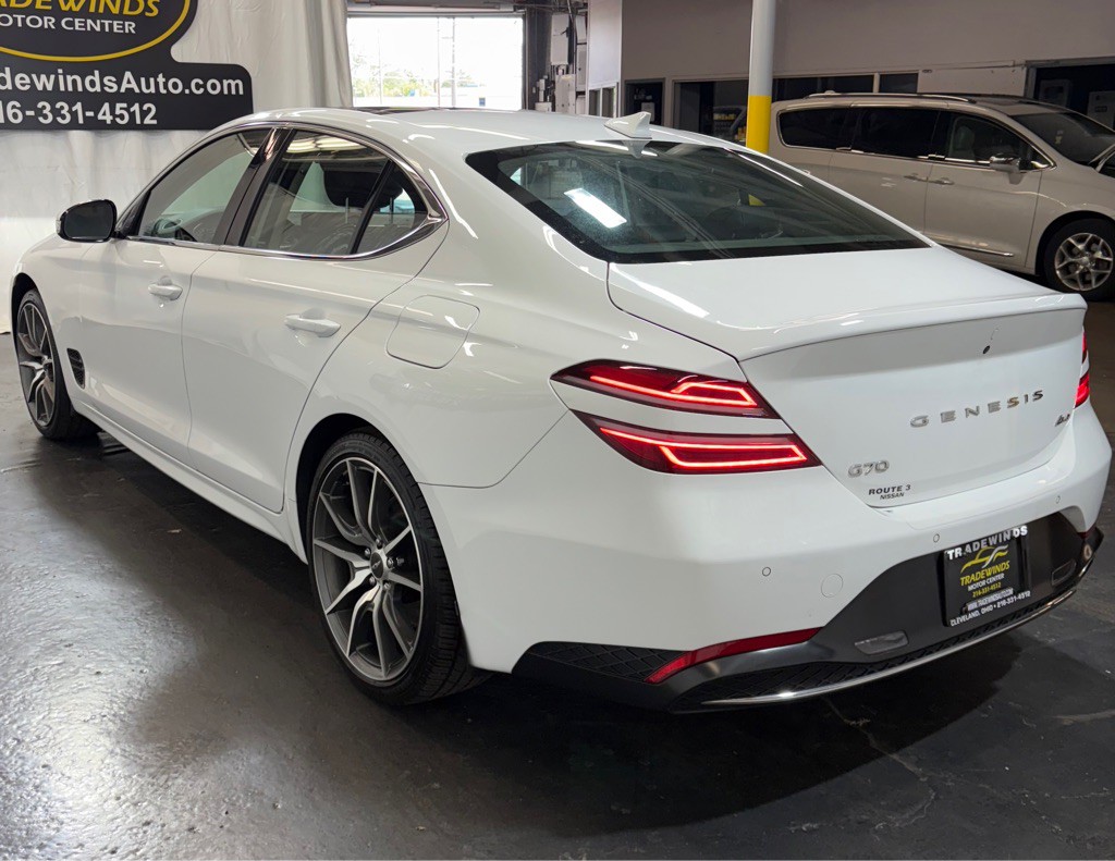 2022 Genesis G70 Image 4