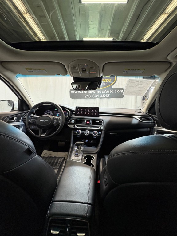 2022 Genesis G70 Image 35