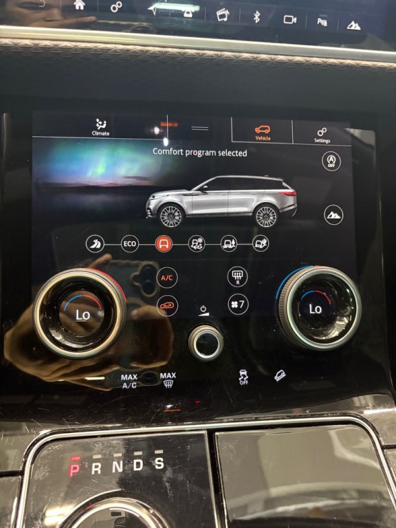 2020 Land Rover Range Rover Image 21