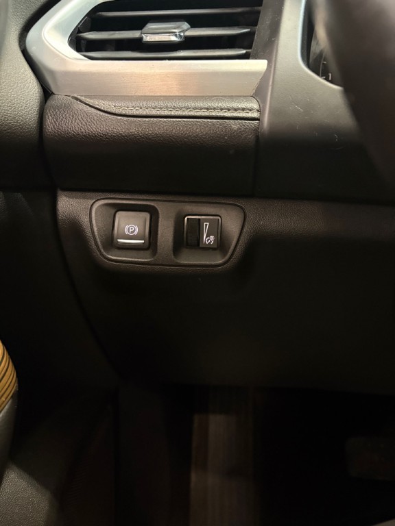 2019 GMC Acadia Image 16