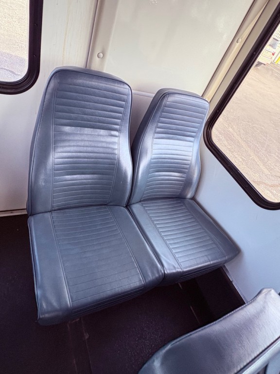 2017 Ford Econoline Image 33