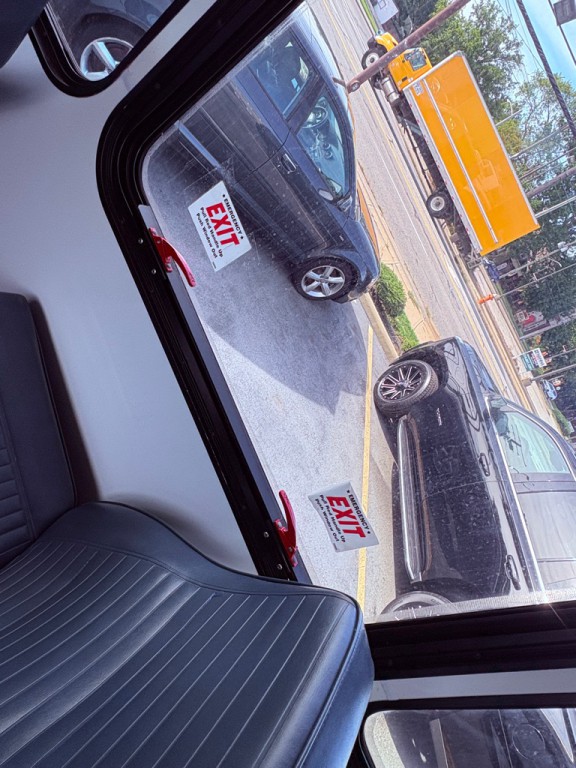 2017 Ford Econoline Image 36
