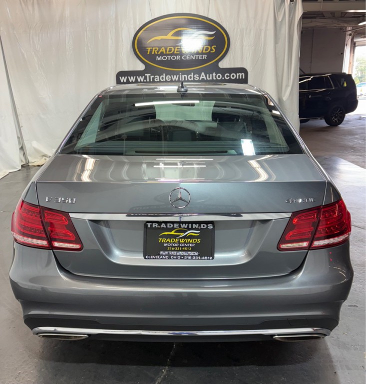 2016 Mercedes-Benz E-Class Image 5