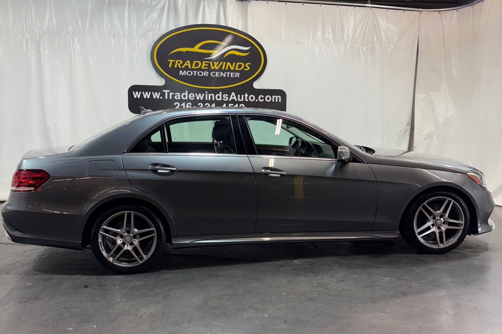2016 Mercedes-Benz E-Class Image 7