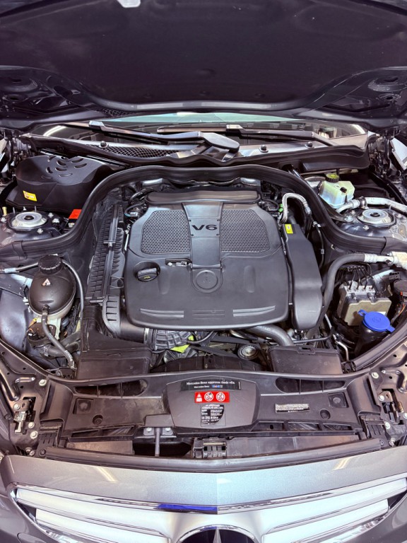 2016 Mercedes-Benz E-Class Image 12