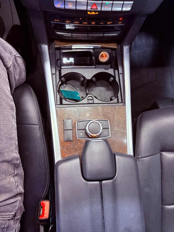 2016 Mercedes-Benz E-Class Image 22