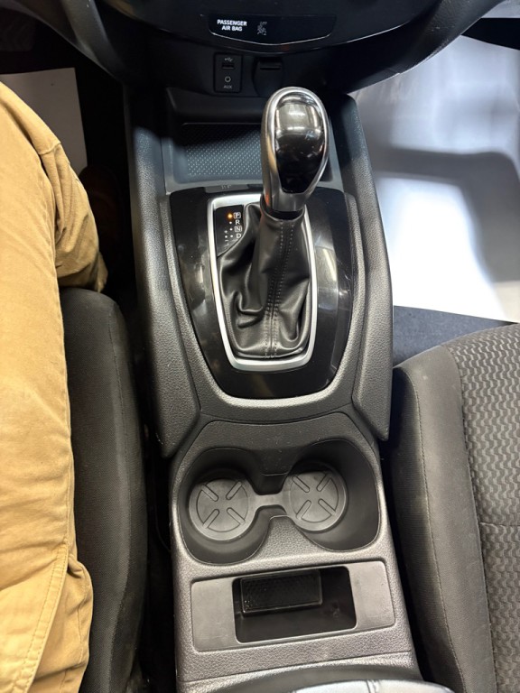 2018 Nissan Rogue Image 21